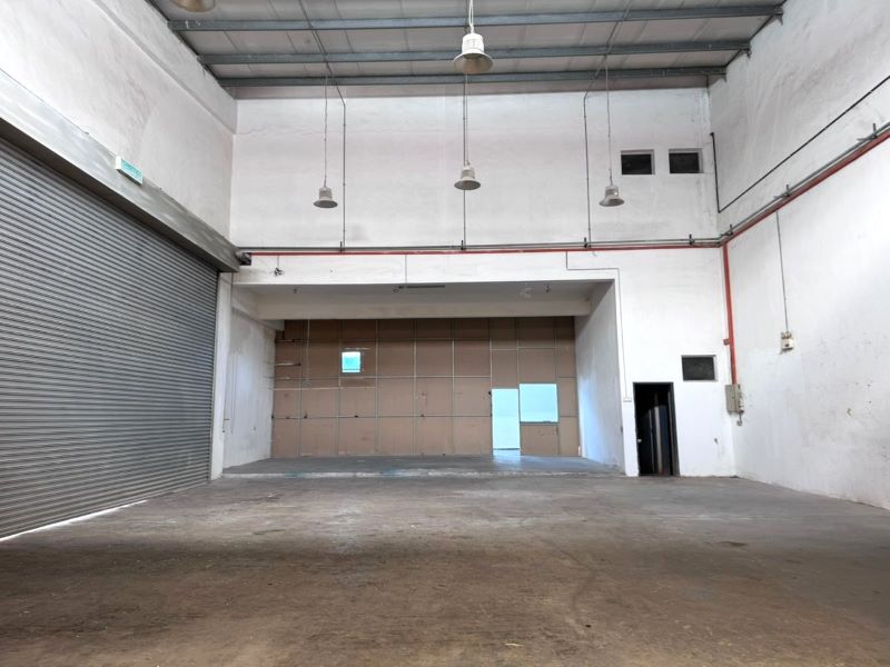 Bangi Industrial Estate - Semi-d Factory for rent
