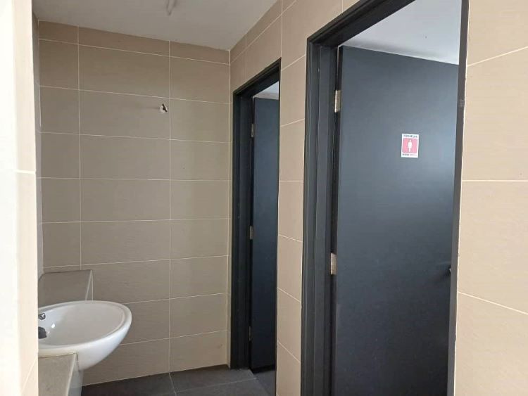 16 Sierra Zentrol 1 - Shop office for sale in Puchong