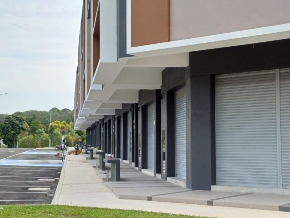 Jade Square 2 - the commercial phase within the Jade Hills Kajang