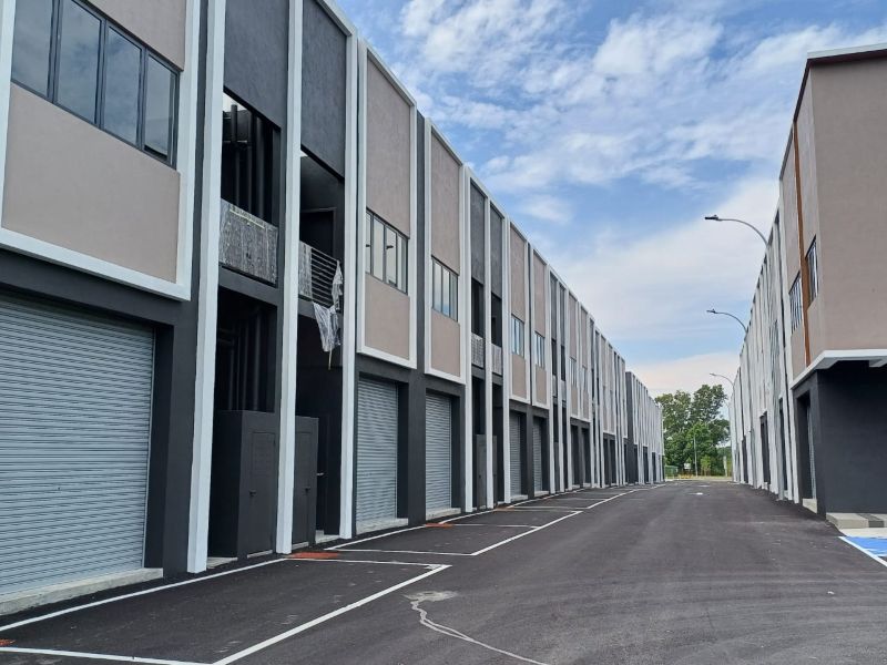 Jade Square 2 - the commercial phase within the Jade Hills Kajang